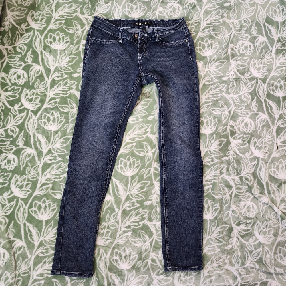 Classic Indigo Skinny Jeans for Women